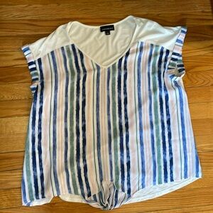Short sleeve top